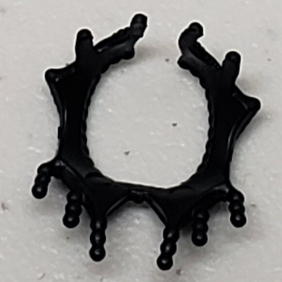 Monster High Draculaura Frights, Camera, Action! Necklace - Picture 2 of 2